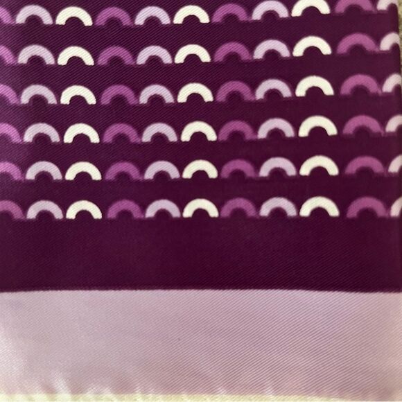 Vintage Scarf 23” square Purple Mod print 1960-70s Acetate hand rolled edges - Picture 2 of 6